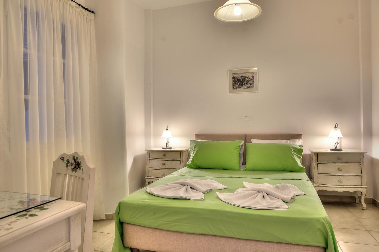 Tzane Studios & Apartments - Steps Away From Golden Beach Хриси-Акти Экстерьер фото
